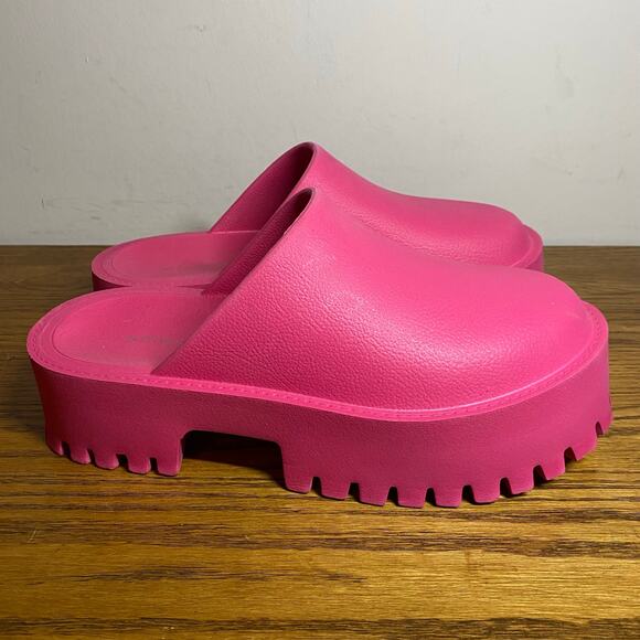Jeffrey Campbell Shoes - Jeffrey Campbell Clogge Fuchsia Slip On Chunky Platform Mule Clog Sandals Size 9